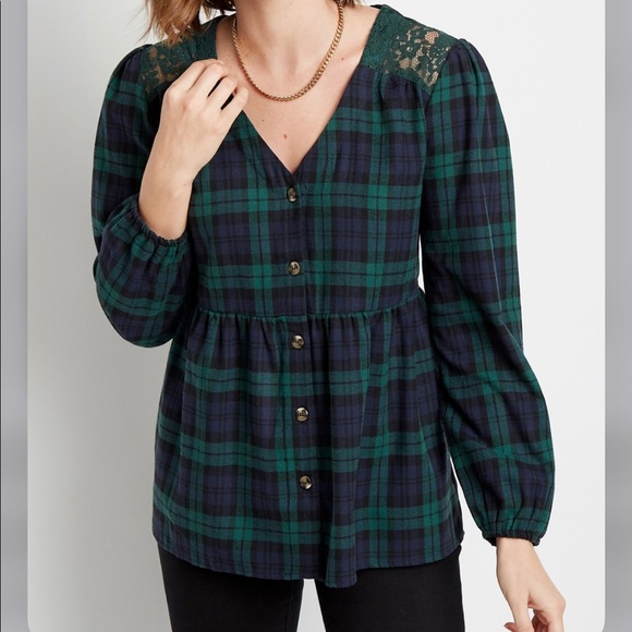 Maurice’s blue/green top size M Plaid - Picture 1 of 3